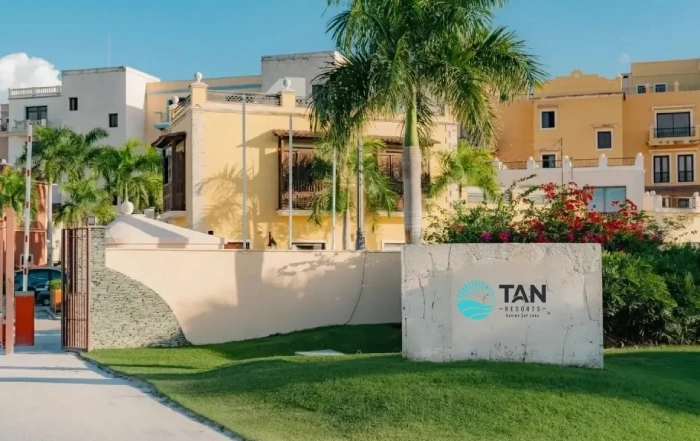 Tan Resorts